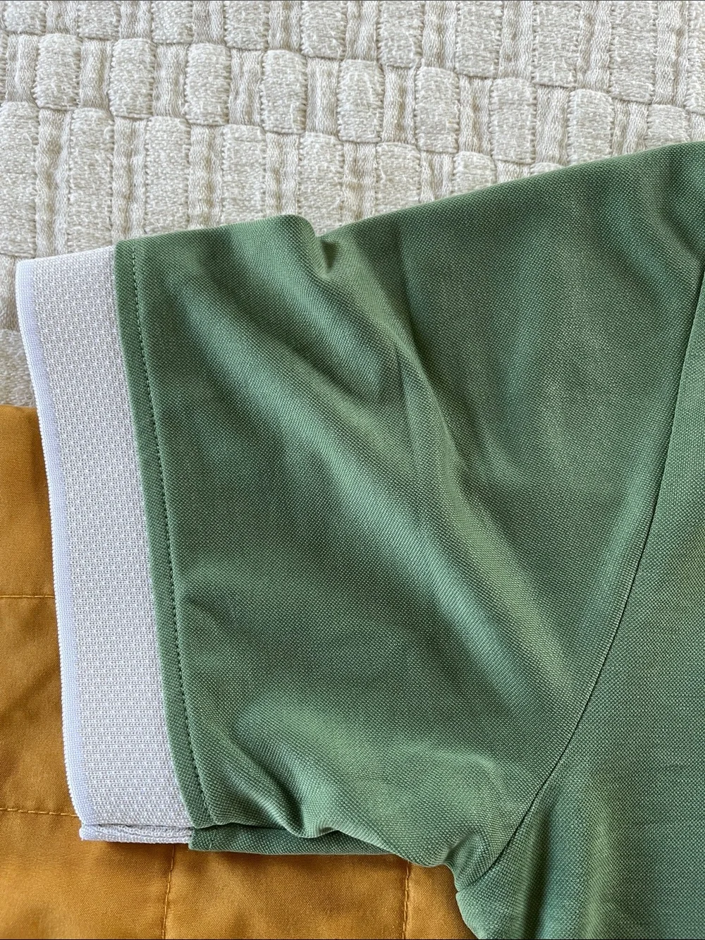 Waggle Golf Men's Green Polo Shirt with White Collar - M - Picture 4 of 5